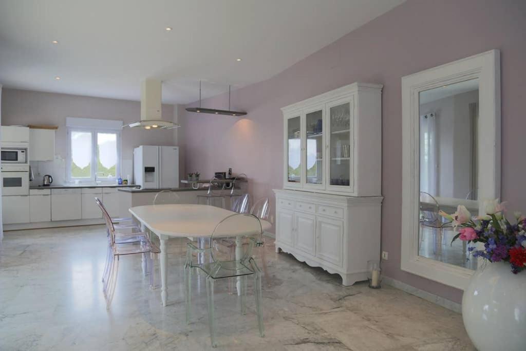 Elegante Villa De 180M3 Avec La Superbe Vue Connaux Zewnętrze zdjęcie
